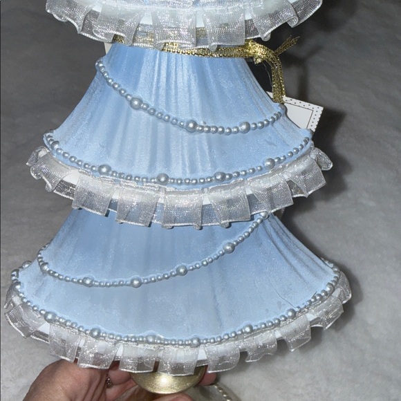 NEW! Blue & White Ribbon Bow & Metallic Gold lace Christmas Tree - Picture 4 of 9